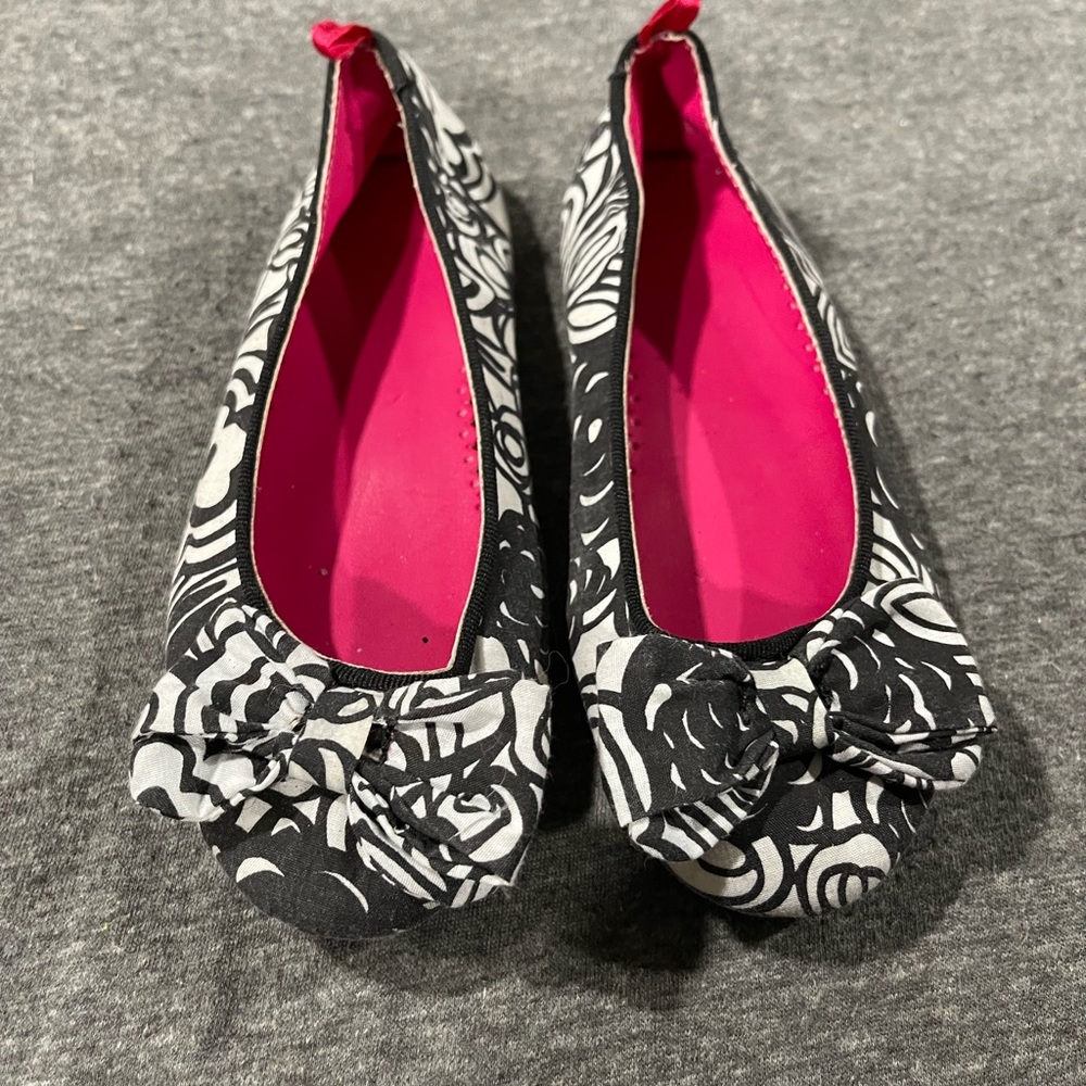 Gap toddler flats